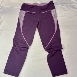 Vs knockout capri length leggings size s/p